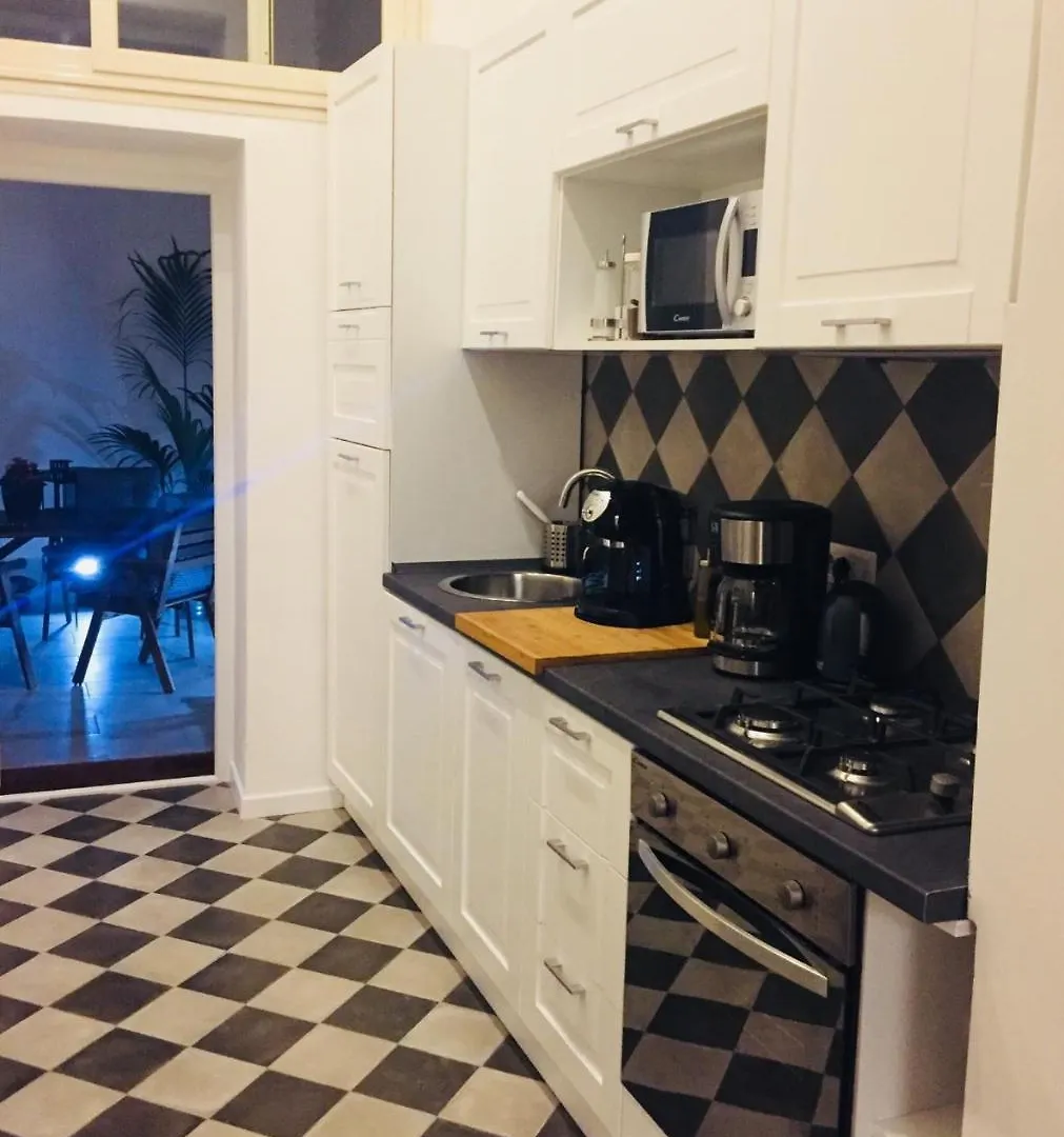Cluverio11 Luxury Apartment Palermo 0*,